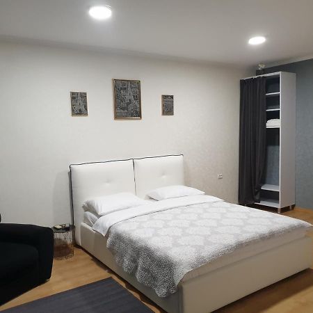 基希讷乌Studio In The Center公寓 外观 照片