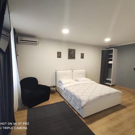 基希讷乌Studio In The Center公寓 外观 照片