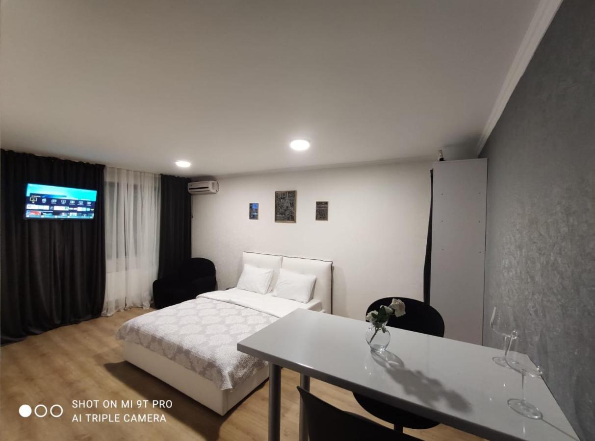 基希讷乌Studio In The Center公寓 外观 照片